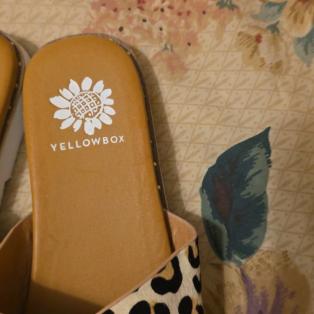 Yellow Box Leopard Print Crossband Slide Sandals in Tan and Black - Picture 2 of 2